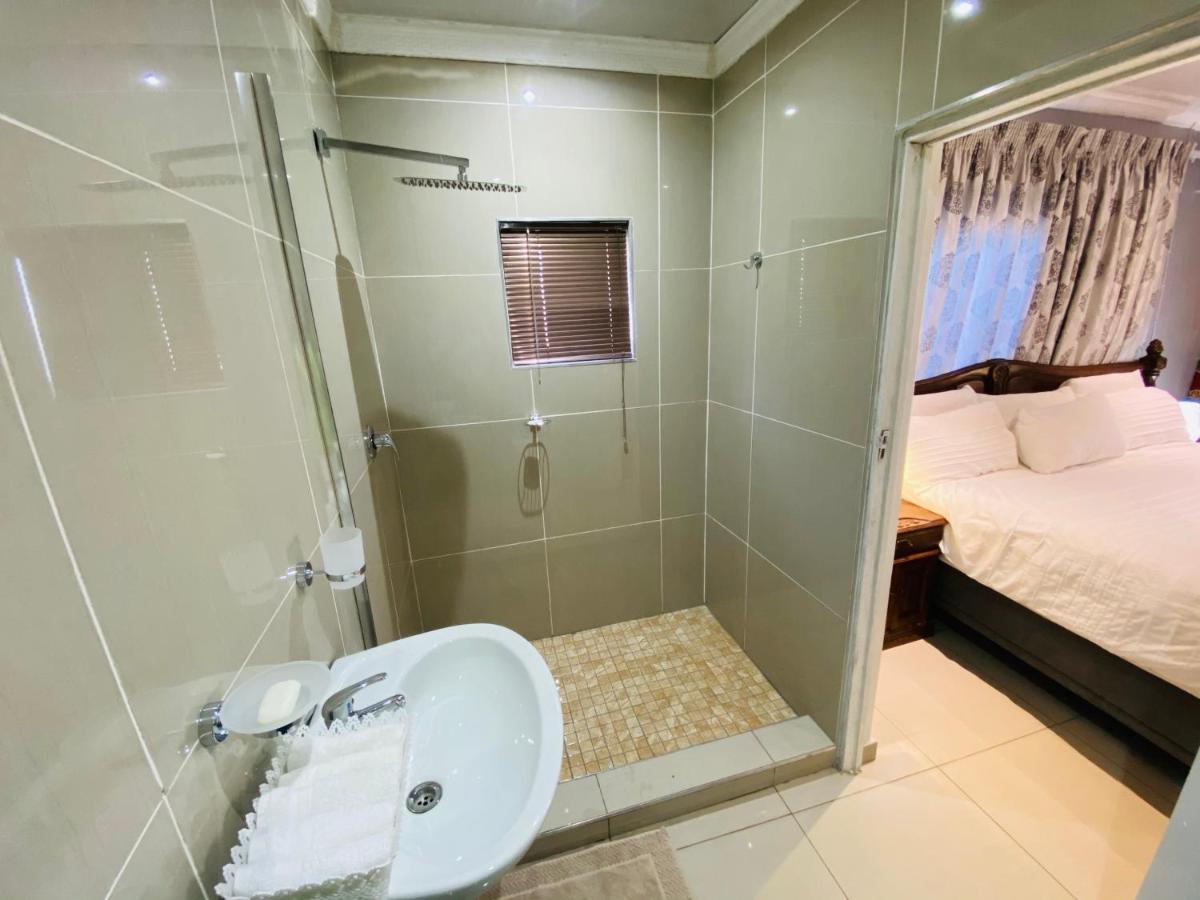 River Valley Guest House Butterworth Exterior photo